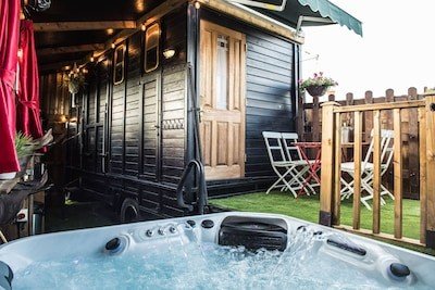 Bed and breakfast 7 bedrooms, with jacuzzi