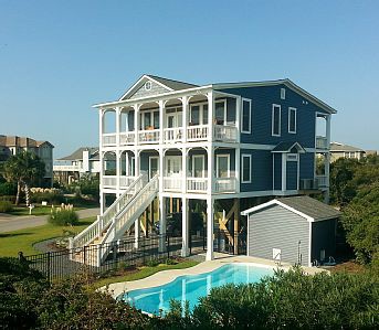 House 5 bedrooms, with pool