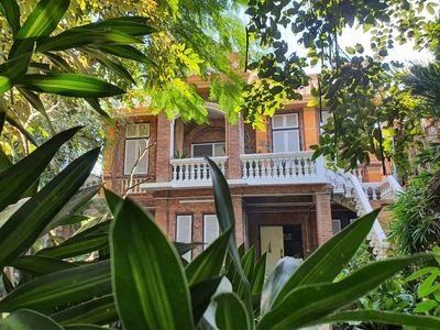 Gîte chic, 3 chambres, avec jacuzzi