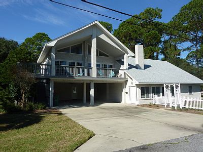 House 3 bedrooms, with pool