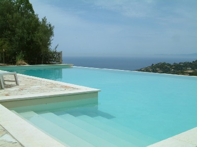 Villa 3 camere, con piscina