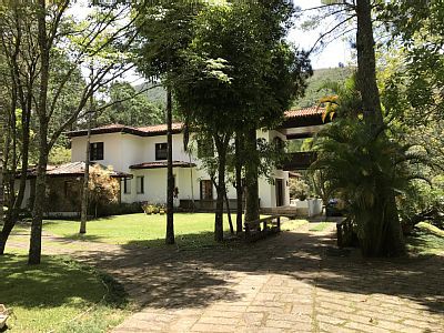 Casa 8 quartos, com piscina