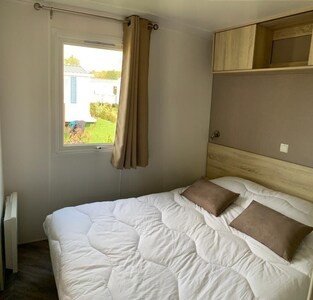 Mobil home tout confort, 3 chambres, avec jacuzzi
