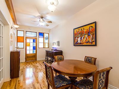 Wohnung 2 Schlafzimmer, mit Fitnessstudio