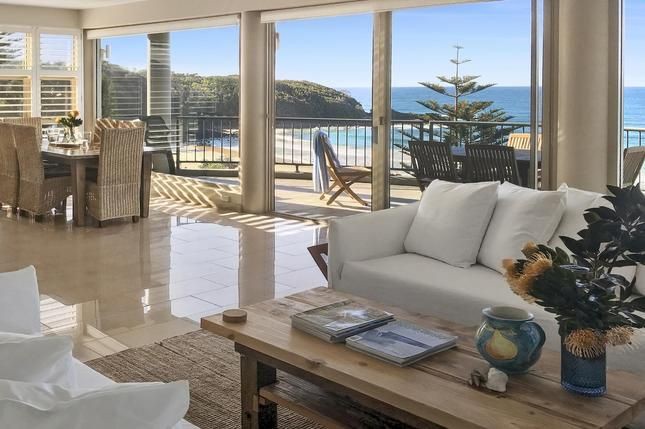 House 3 bedrooms, with garden