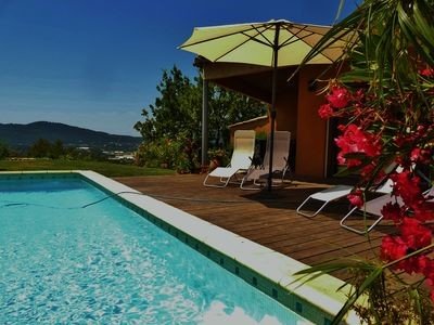 Maison tout confort, 3 chambres, avec piscine