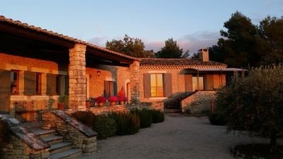 Maison design, 4 chambres, avec jacuzzi