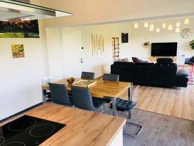 Wohnung 3 Schlafzimmer, mit Garten