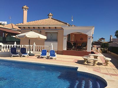 Villa 3 Schlafzimmer, mit Pool