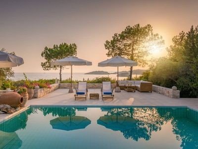 Villa 7 Schlafzimmer, mit Pool