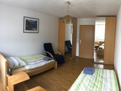 Wohnung 3 Schlafzimmer, mit Garten