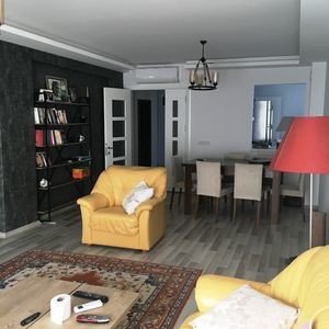 Wohnung 2 Schlafzimmer, mit Klimaanlage