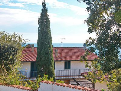Wohnung 3 Schlafzimmer, mit Garten