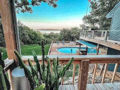 House 6 bedrooms, with jacuzzi