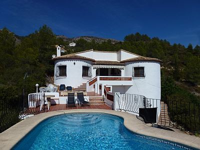 Villa 3 habitaciones, con piscina