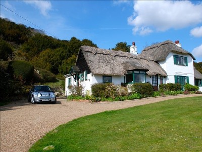 House 4 bedrooms, with pool