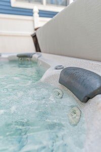 House 4 bedrooms, with jacuzzi