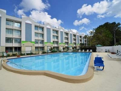 Bed and breakfast 4 bedrooms, with pool
