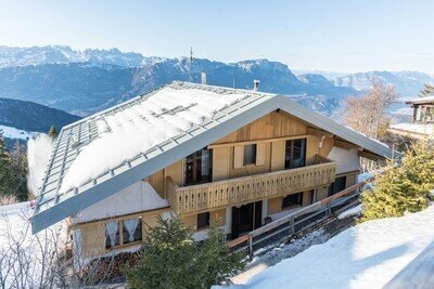 Chalet 6 camere, con palestra