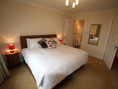 Wohnung 2 Schlafzimmer, mit Garten