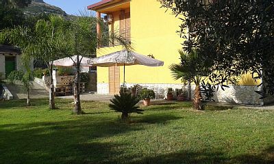 Villa 4 camere, con giardino
