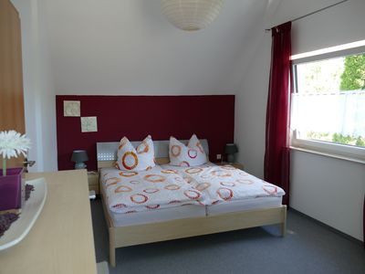 Wohnung 2 Schlafzimmer, mit Garten