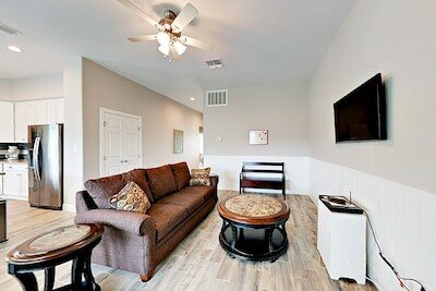 House 3 bedrooms, with garden