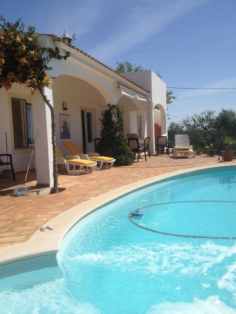 Villa 3 camere, con piscina