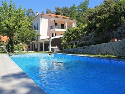 Huis 4 slaapkamers, met zwembad