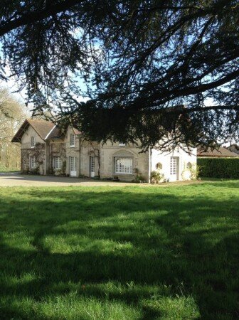 Maison traditionnelle traditionnelle, 5 chambres, avec jardin