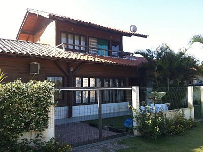 Casa 2 quartos, com jardim