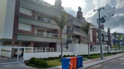 Apartamento 2 quartos, com piscina