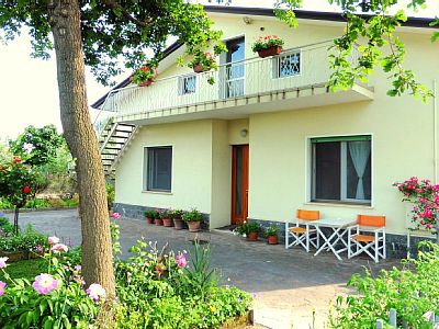 Wohnung 1 Schlafzimmer, mit Garten