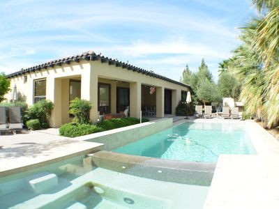 House 6 bedrooms, with jacuzzi