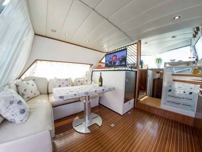 Boat 5 bedrooms, with air conditioning