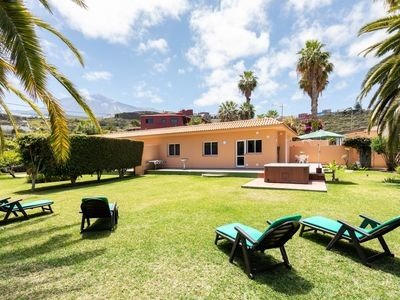 Casa 4 habitaciones, con jacuzzi