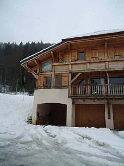 Chalet moderne 4 chambres, avec jardin