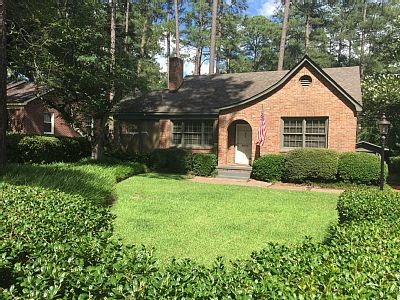 House 2 bedrooms, with garden