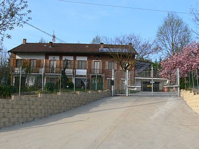 Maison authentique, 2 chambres, avec piscine