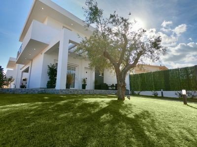 Villa 3 camere, con palestra