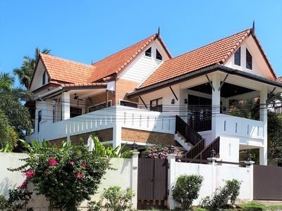 Villa 3 Schlafzimmer, mit Pool