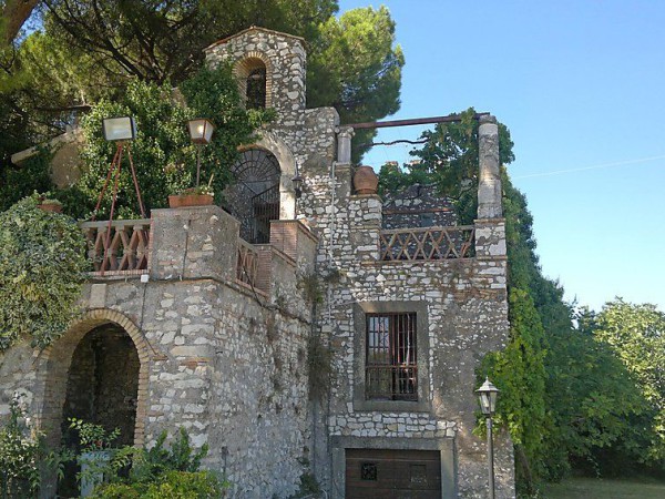 Casa 4 camere, con giardino