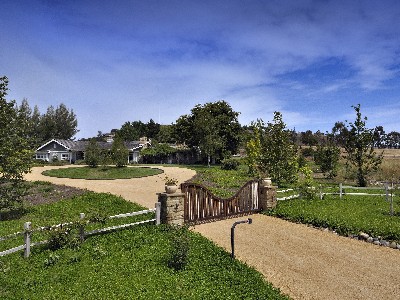 House 3 bedrooms, with jacuzzi