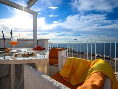 Casa 2 camere, con giardino