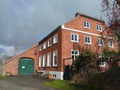 Wohnung 2 Schlafzimmer, mit Garten