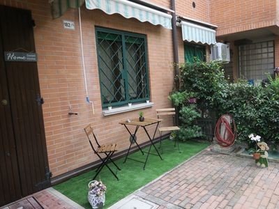 Casa 1 camera, con giardino