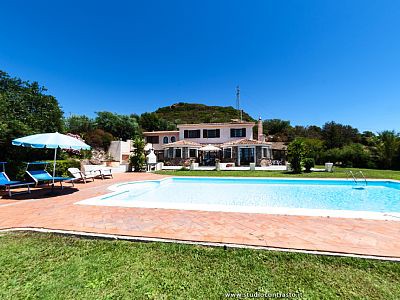 Villa 6 camere, con piscina