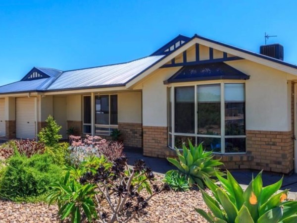 House 5 bedrooms, with garden