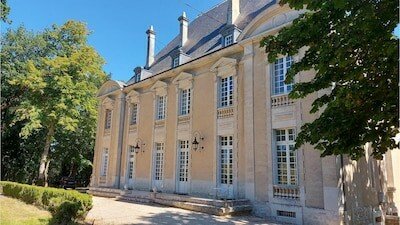 Château 5 chambres, avec piscine
