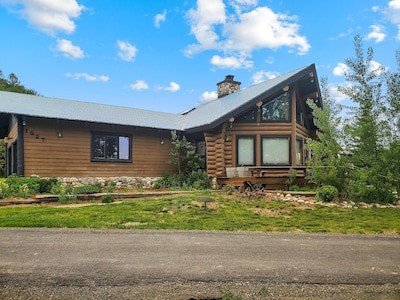 Chalet 4 bedrooms, with jacuzzi